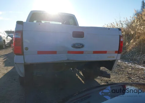 2010 Ford F-250 Cabela's/Harley-Davidson/King Ranch/Lariat/Xl/Xlt from USA, damaged, VIN 1FTSW2BR7AEA54902